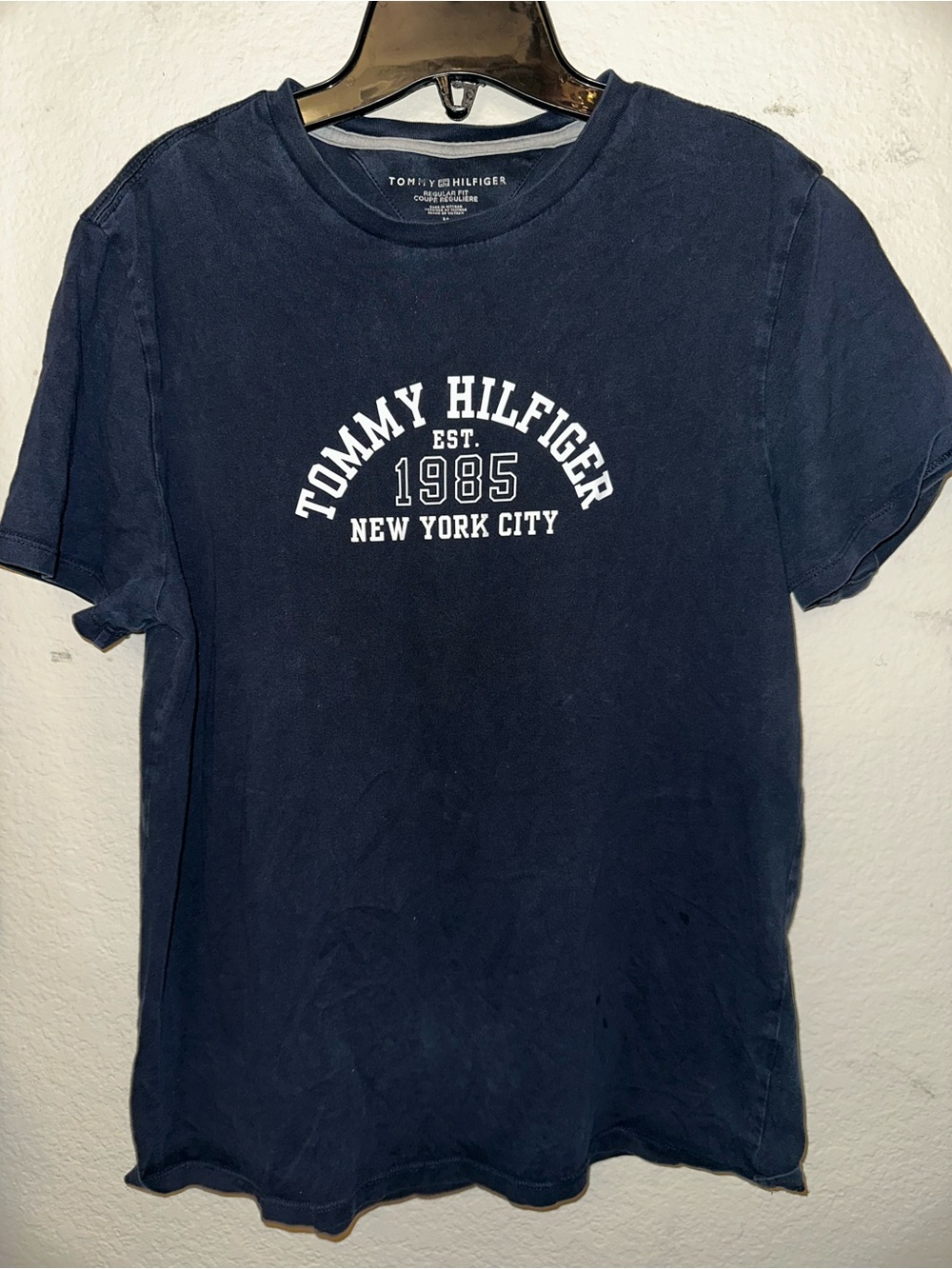 Tommy Hilfiger 100% cotton navy graphic tshirt size medium